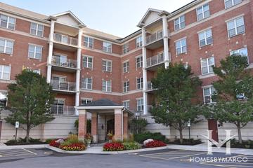 Northbrook Pointe building in Northbrook, IL