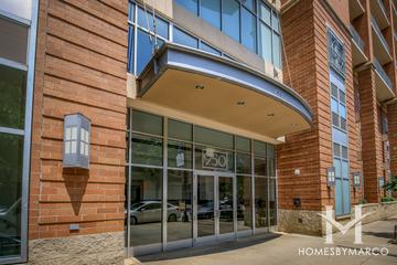950 West Monroe building in the West Loop neighborhood of Chicago, IL