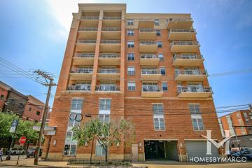 950 West Monroe building in the West Loop neighborhood of Chicago, IL