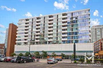 Photos of 630 North Franklin building in Chicago, IL