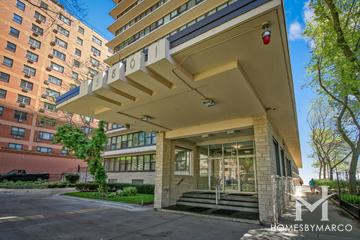 Beach Point Tower building in the Edgewater neighborhood of Chicago, IL