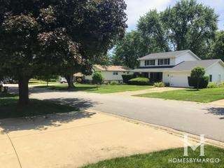 Brookside Manor subdivision in Oswego, IL