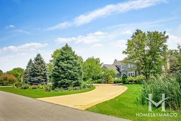 Acorn Hill Estates subdivision in Naperville, IL