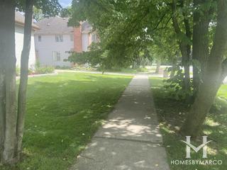 Pleasant Oaks subdivision in Naperville, IL