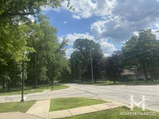 Pleasant Oaks subdivision in Naperville, IL