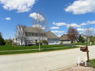 Coves subdivision in Algonquin, IL