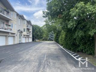 Woodland Park Estates building in Naperville, IL