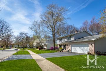 Naper Carriage Hill subdivision in Naperville, IL