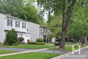 Briarcliffe subdivision in Wheaton, IL