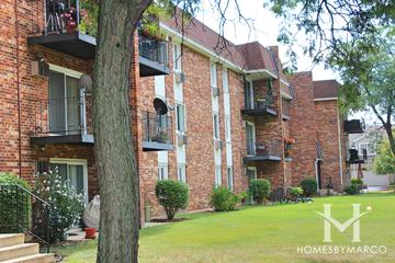Chateau Lorraine building in Wheaton, IL