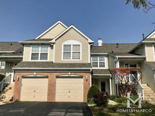 Autumn Lakes subdivision in Aurora, IL