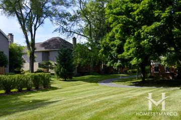 Deer Run subdivision in Palatine, IL