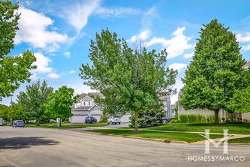 Windridge subdivision in Naperville, IL