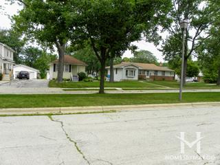 Pick subdivision in Elmhurst, IL