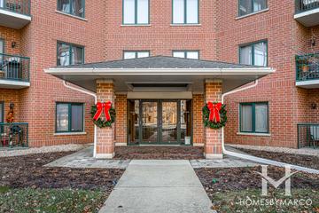 Fountain Square subdivision in Lombard, IL