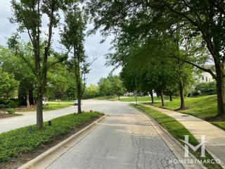 Arrowhead Farm subdivision in Burr Ridge, IL