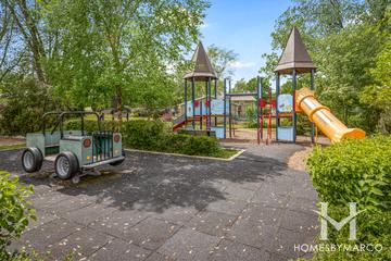 Venetian Village subdivision in Lindenhurst, IL