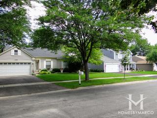 Rolling Oaks subdivision in Carol Stream, IL