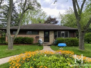 Northbrook East subdivision in Northbrook, IL