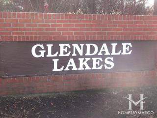 Glendale Lakes subdivision in Glendale Heights, IL