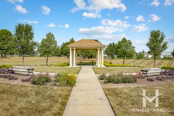 Heritage Park subdivision in Lindenhurst, IL