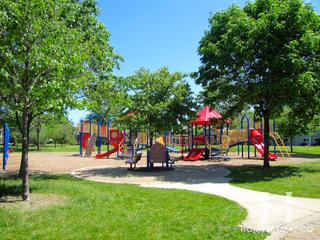 Greggs Landing subdivision in Vernon Hills, IL