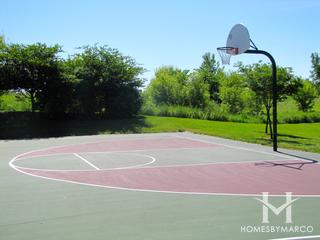 Greggs Landing subdivision in Vernon Hills, IL