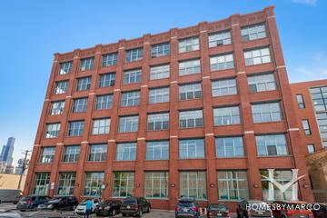 Photos of Warehouse 312 building in Chicago, IL