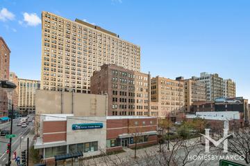 Printer's Square building in the Printers Row neighborhood of Chicago, IL