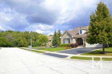 Glen Garden Estates subdivision in Mundelein, IL