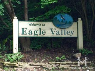 Photos of Eagle Valley subdivision in Algonquin, IL