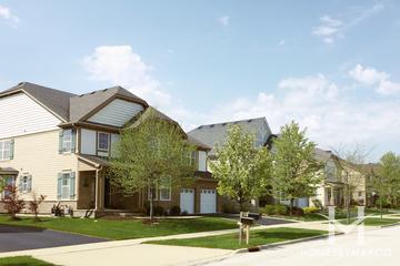 Oakmont subdivision in the Gregg's Landing neighborhood of Vernon Hills, IL
