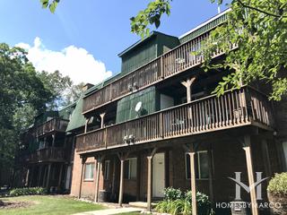 Walden Woods subdivision in Aurora, IL