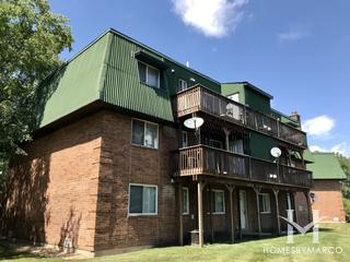 Walden Woods subdivision in Aurora, IL