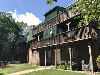 Walden Woods subdivision in Aurora, IL