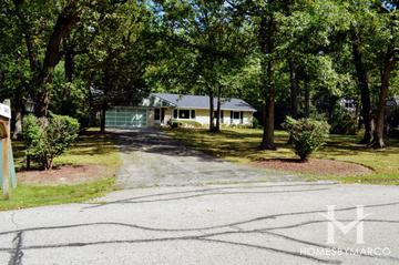 Oak Spring Woods subdivision in Libertyville, IL