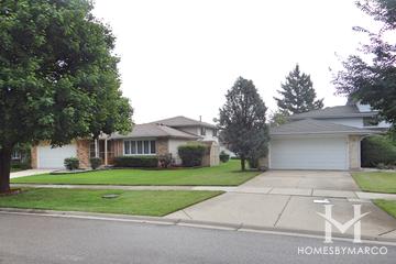 Tiburon subdivision in Arlington Heights, IL