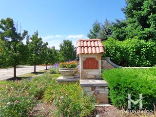 Villa Veneto subdivision in Bloomingdale, IL