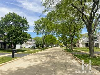 Avalon Place subdivision in Bartlett, IL