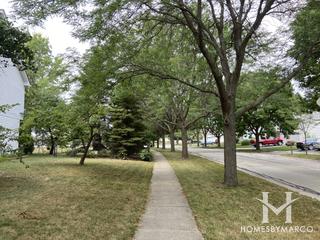 Maplebrook Estates subdivision in Bolingbrook, IL