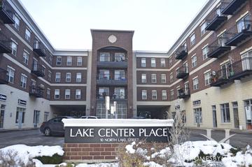 Lake Center Place building in Grayslake, IL