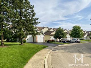 Darien Lake subdivision in Darien, IL