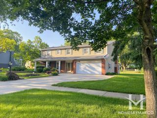 Hinsbrook subdivision in Darien, IL
