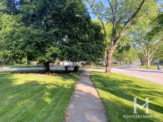 Hinsbrook subdivision in Darien, IL