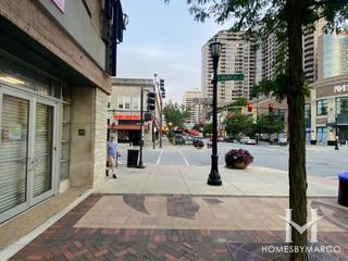 Evanston Galleria building in Evanston, IL