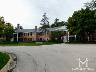Shorely Woods subdivision in Barrington, IL