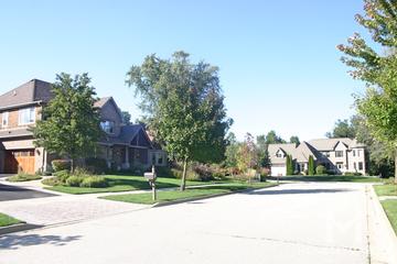 Barrington Court subdivision in Barrington, IL