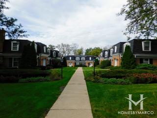 Provincial Manor subdivision in Barrington, IL