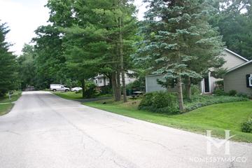 Oakwood Hills subdivision in Cary, IL