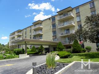 Royal York building in Elmhurst, IL